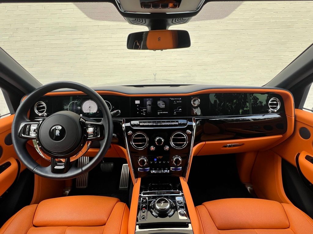 2025 Rolls Royce Cullinan RR photo 4