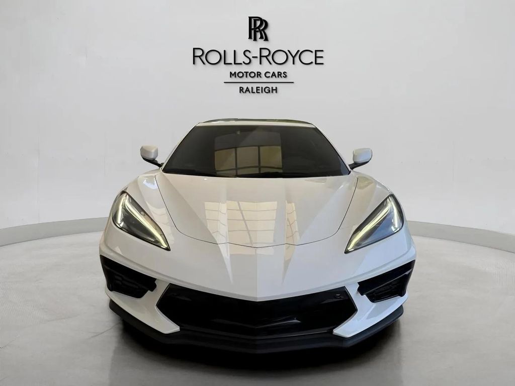 2024 Chevrolet Corvette Stingray 2LT photo 2