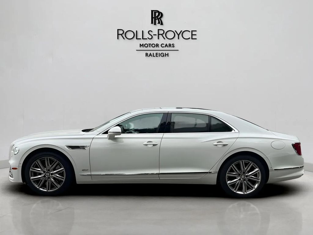 2022 Bentley Flying Spur photo 2