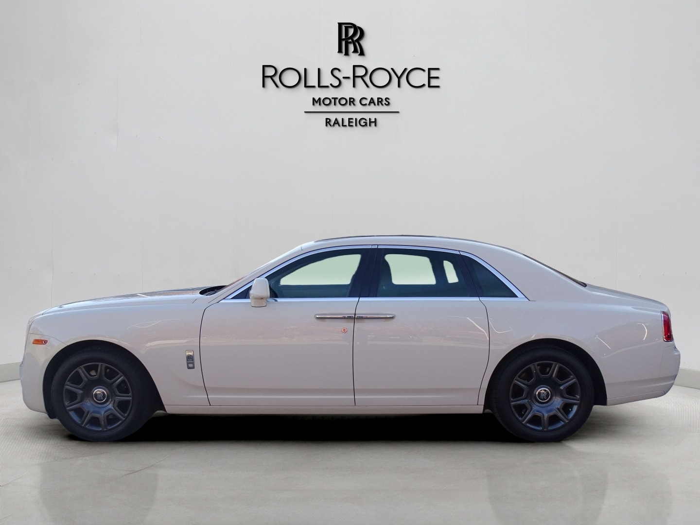 Used 2018 Rolls-Royce Ghost Base with VIN SCA664S56JUX54580 for sale in Raleigh, NC