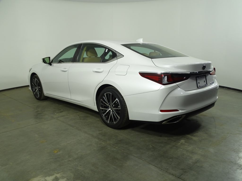 2024 Lexus ES 350 Premium photo 4