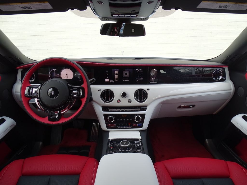 New 2026 Rolls-Royce Ghost EWB