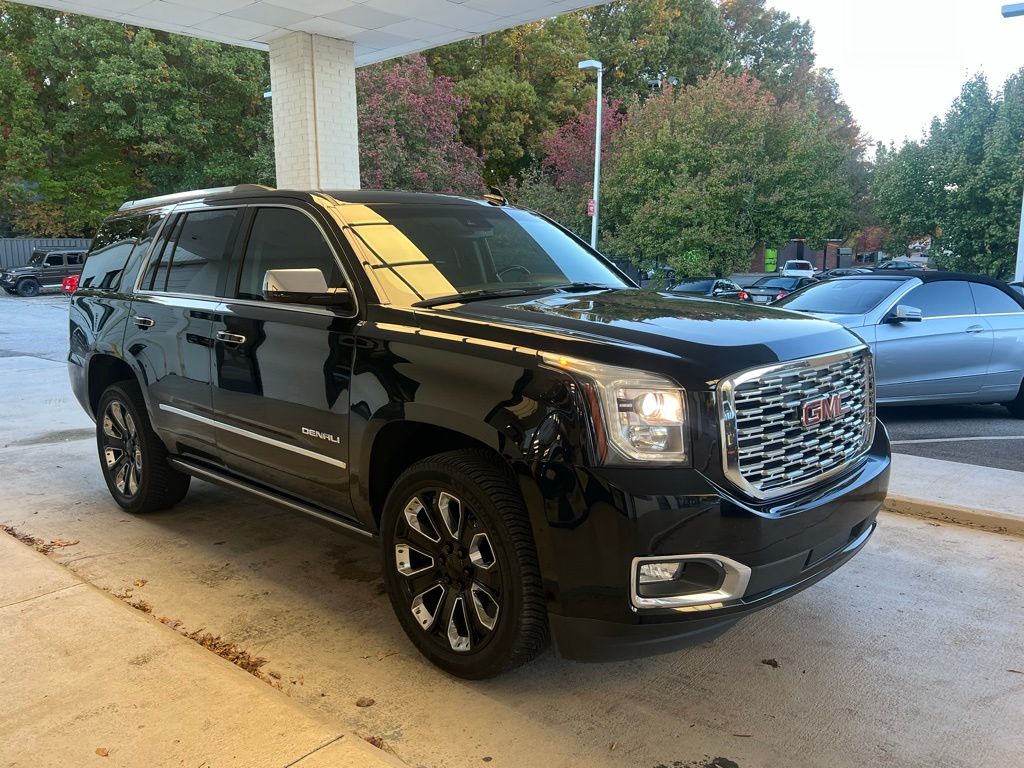2018 Gmc Yukon Denali photo 3