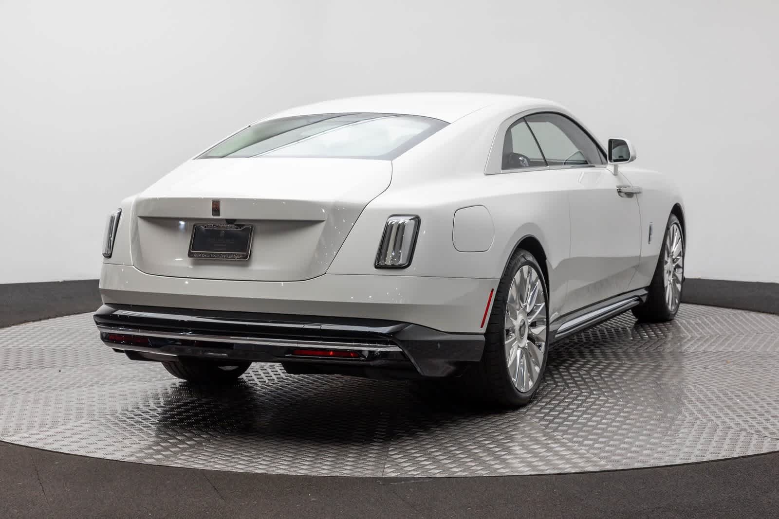 Thumbnail: 2026 Rolls-Royce Spectre - 2