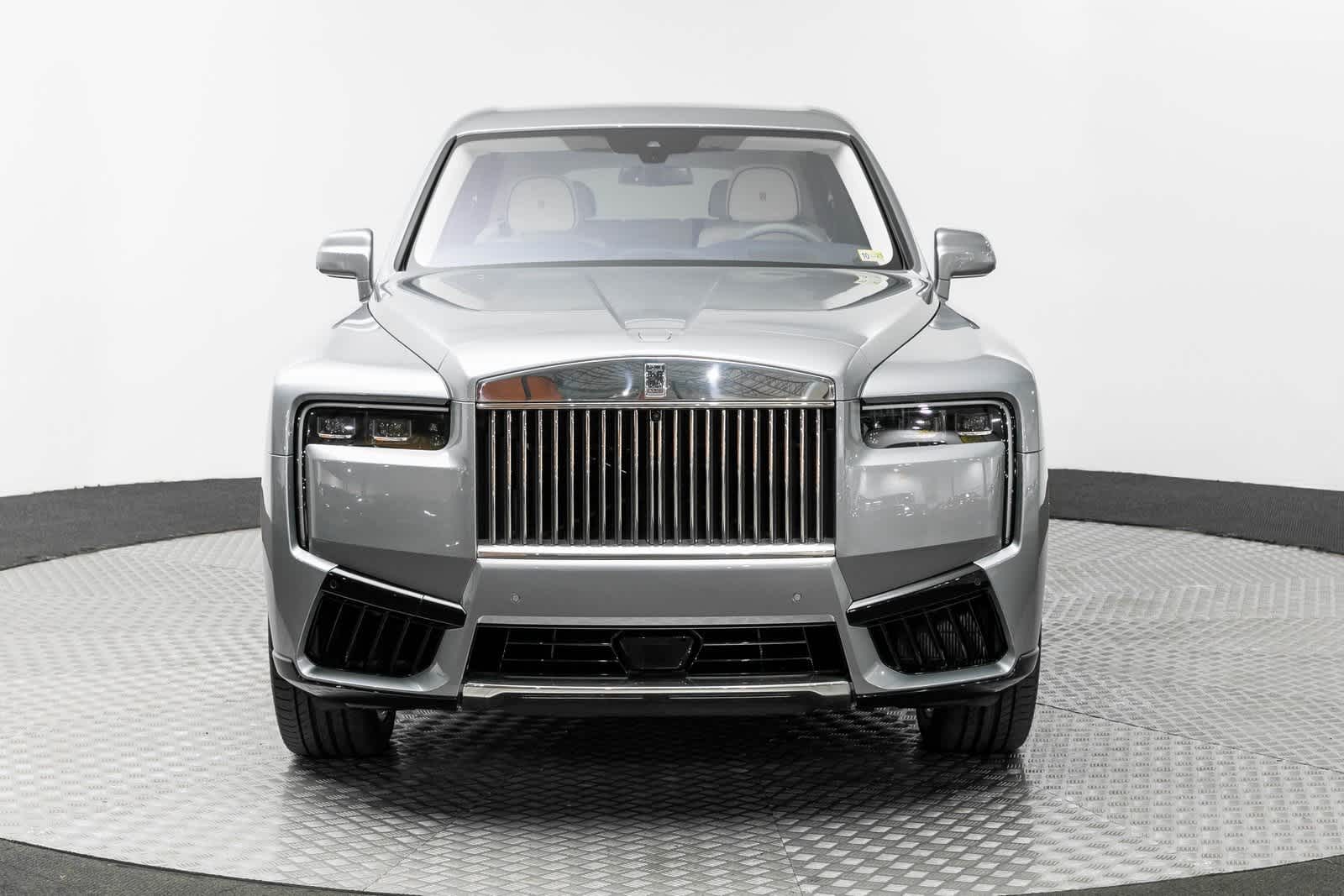 Thumbnail: 2025 Rolls-Royce Cullinan - 6