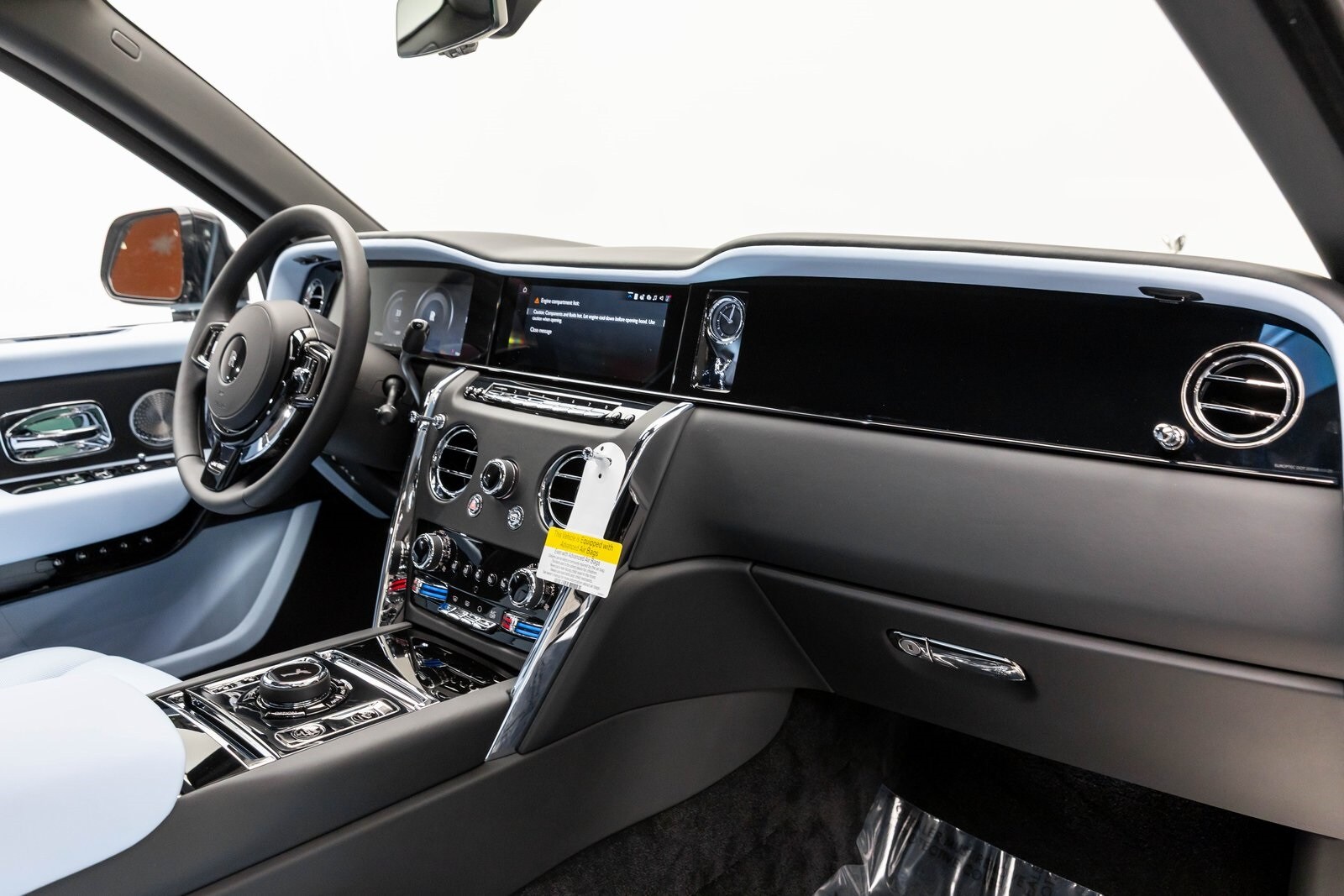 Thumbnail: 2026 Rolls-Royce Cullinan - 40