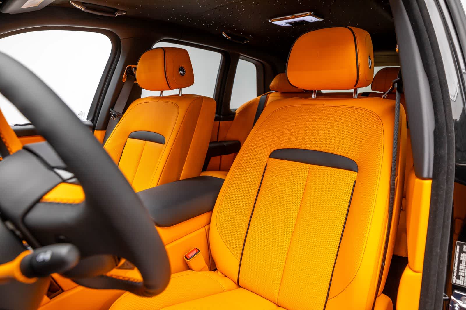 Thumbnail: 2027 Rolls-Royce Cullinan - 11