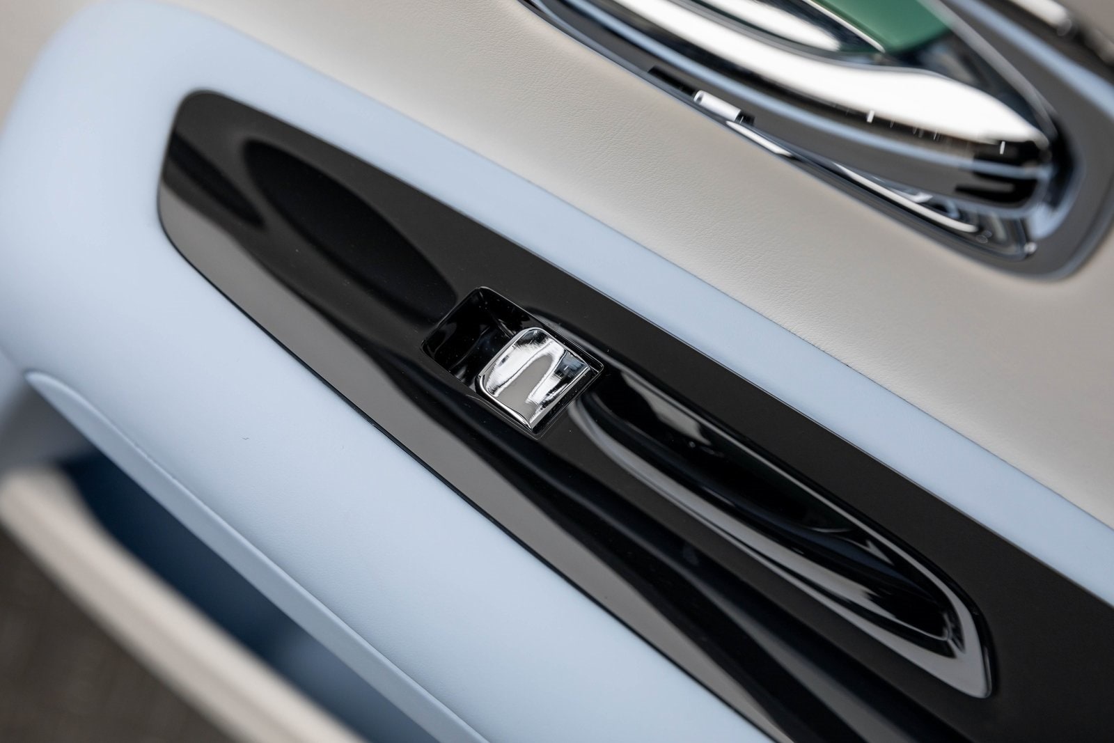 Thumbnail: 2026 Rolls-Royce Ghost - 38