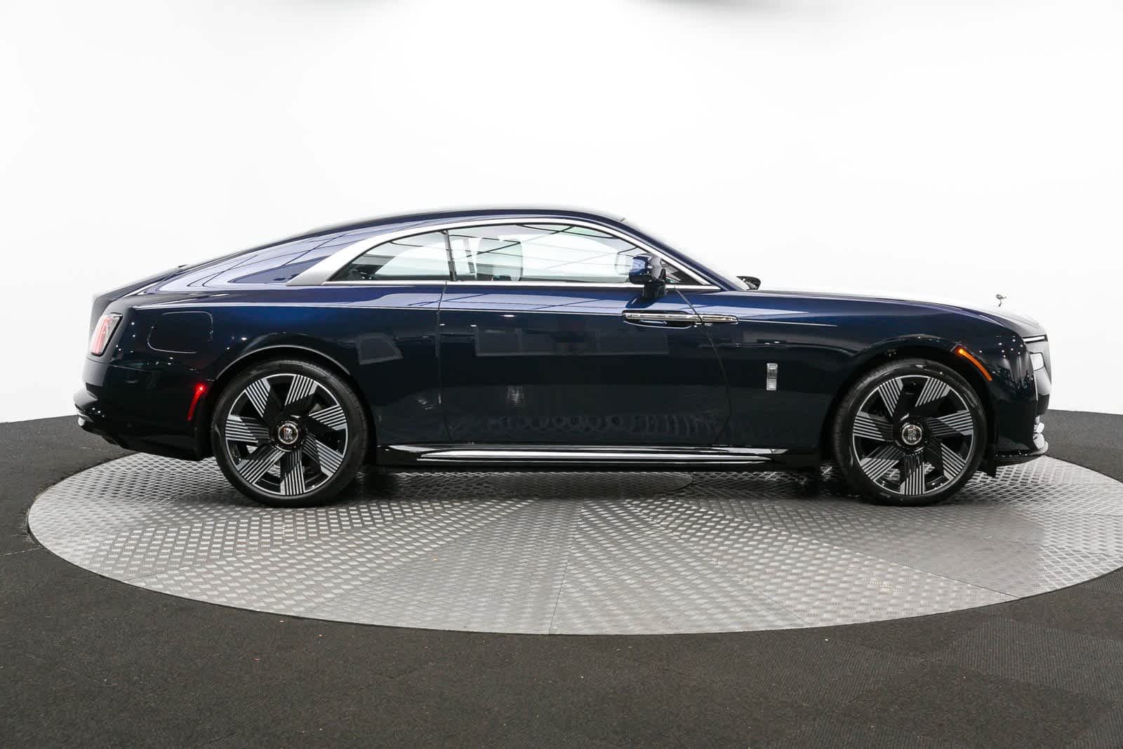 Thumbnail: 2024 Rolls-Royce Spectre - 37