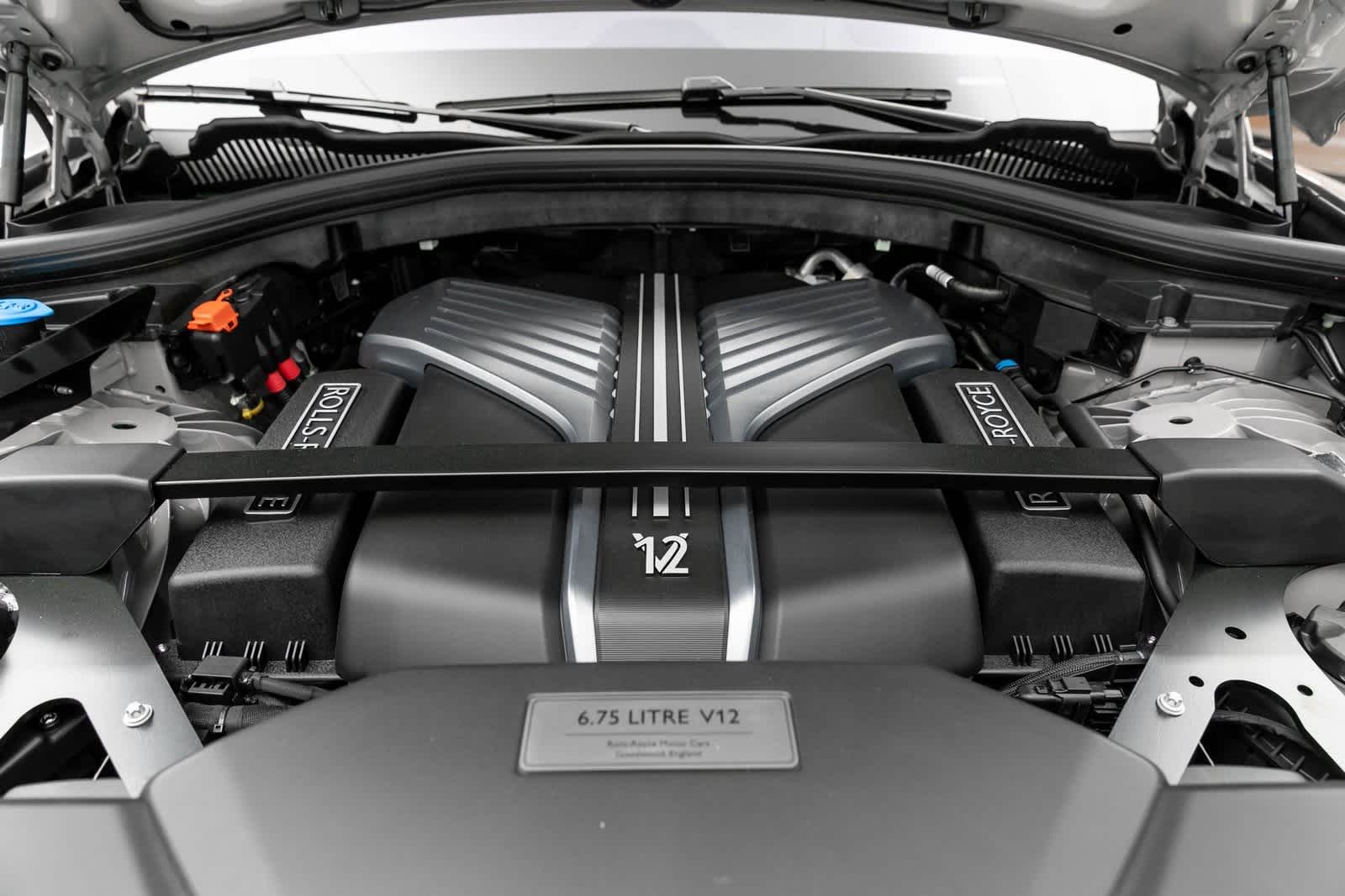 Thumbnail: 2025 Rolls-Royce Cullinan - 42