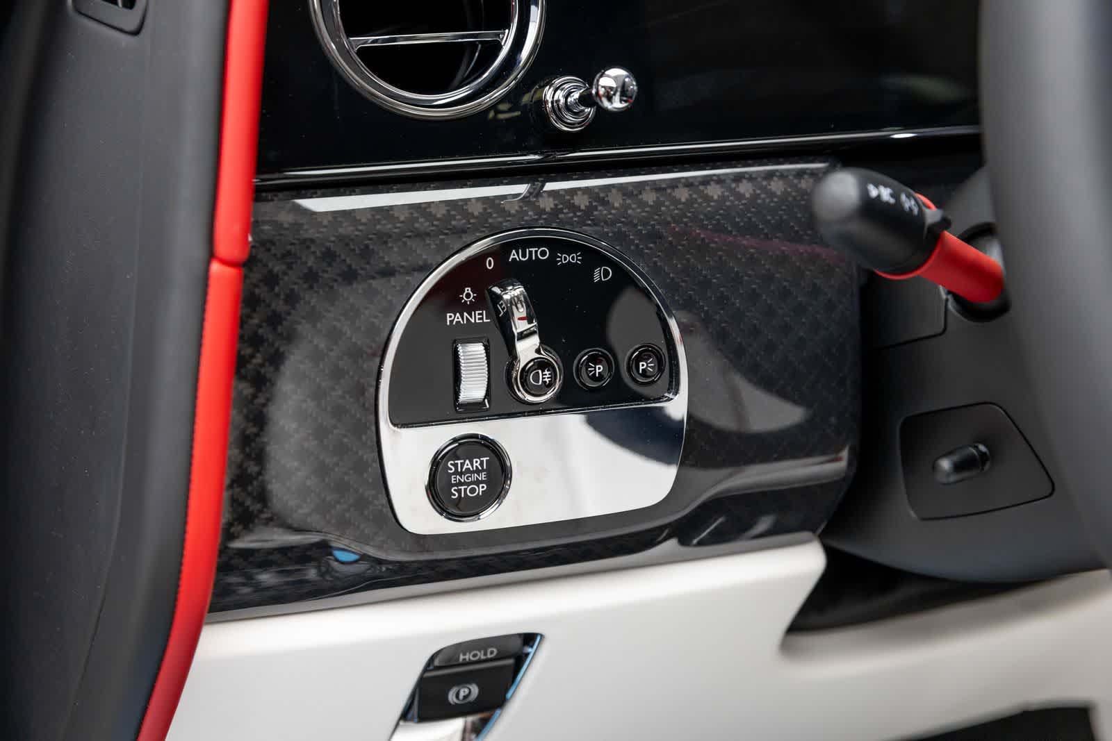 Thumbnail: 2027 Rolls-Royce Cullinan - 33