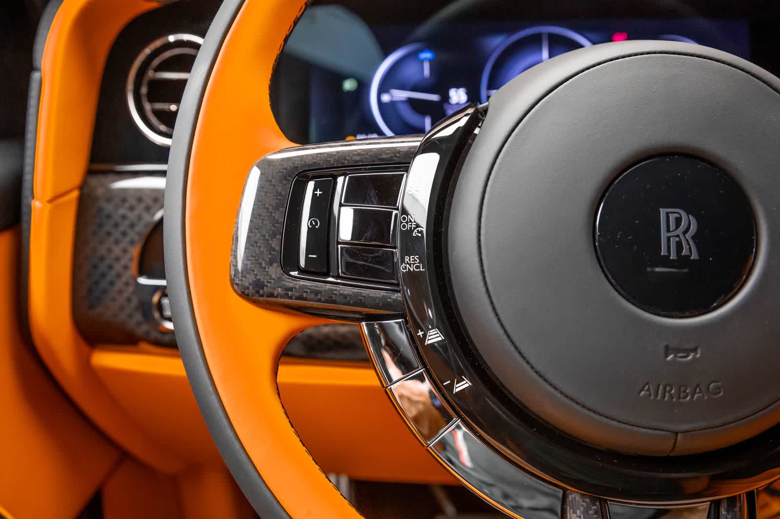 Thumbnail: 2027 Rolls-Royce Cullinan - 35