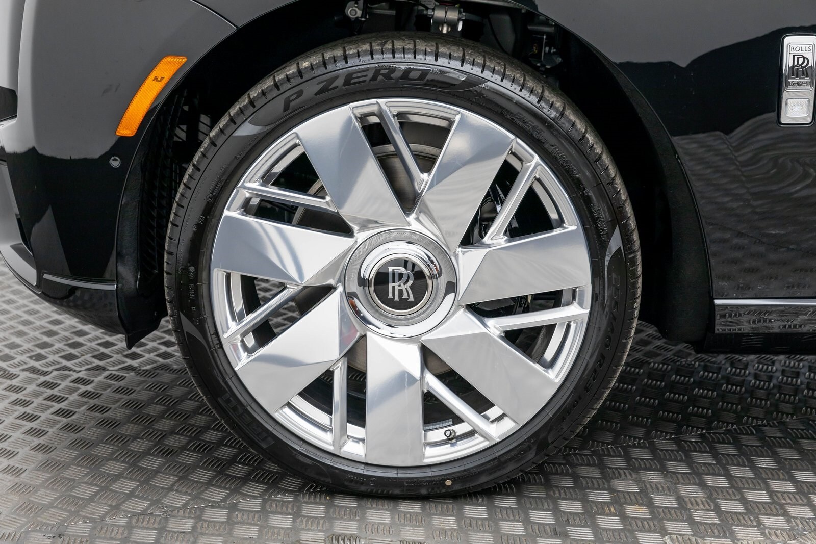 Thumbnail: 2026 Rolls-Royce Cullinan - 44