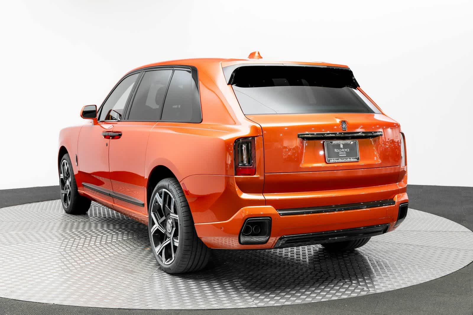 Thumbnail: 2025 Rolls-Royce Cullinan - 7