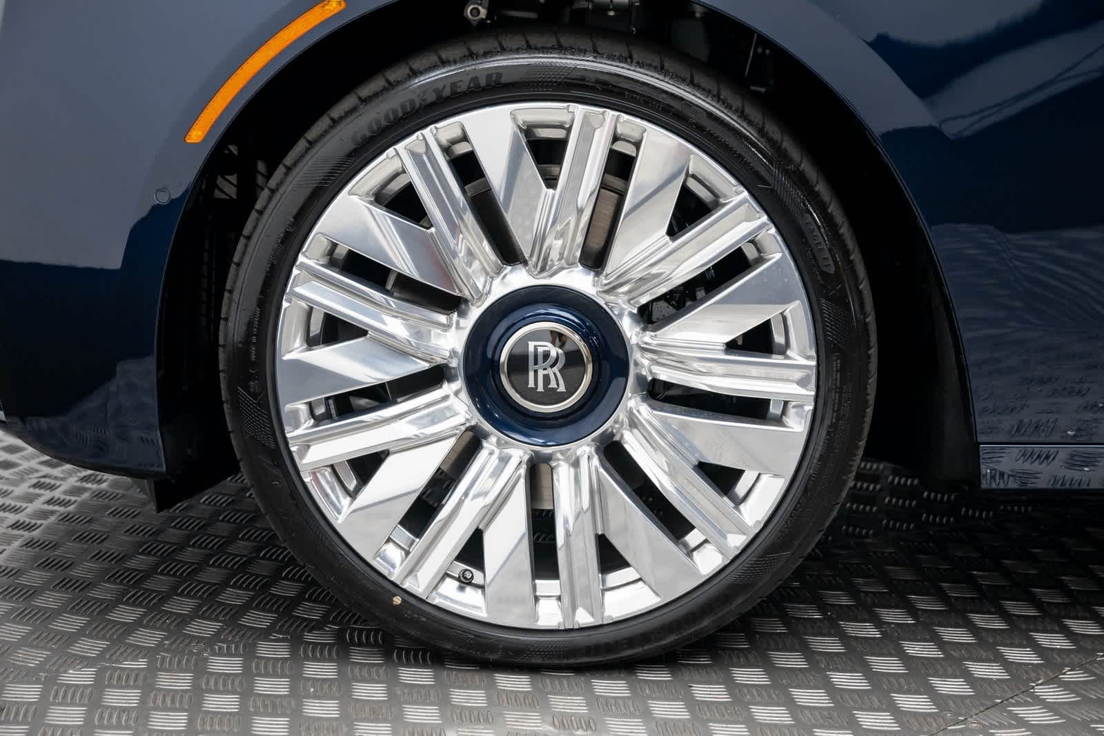 Thumbnail: 2026 Rolls-Royce Ghost - 43