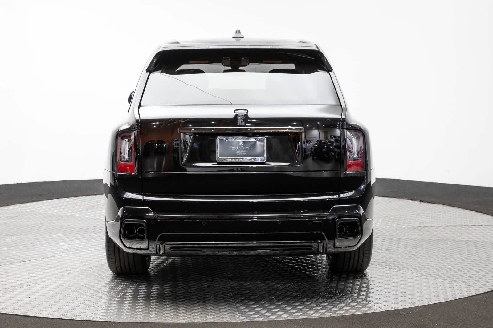 Thumbnail: 2027 Rolls-Royce Cullinan - 5