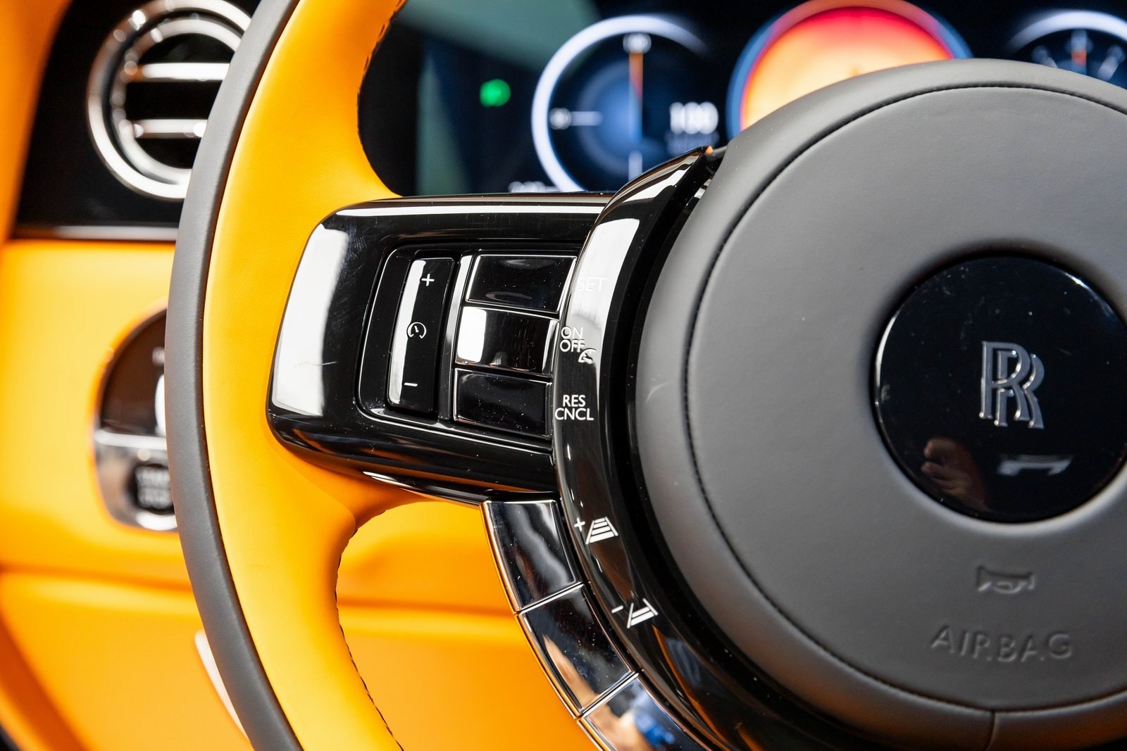 Thumbnail: 2026 Rolls-Royce Cullinan - 18