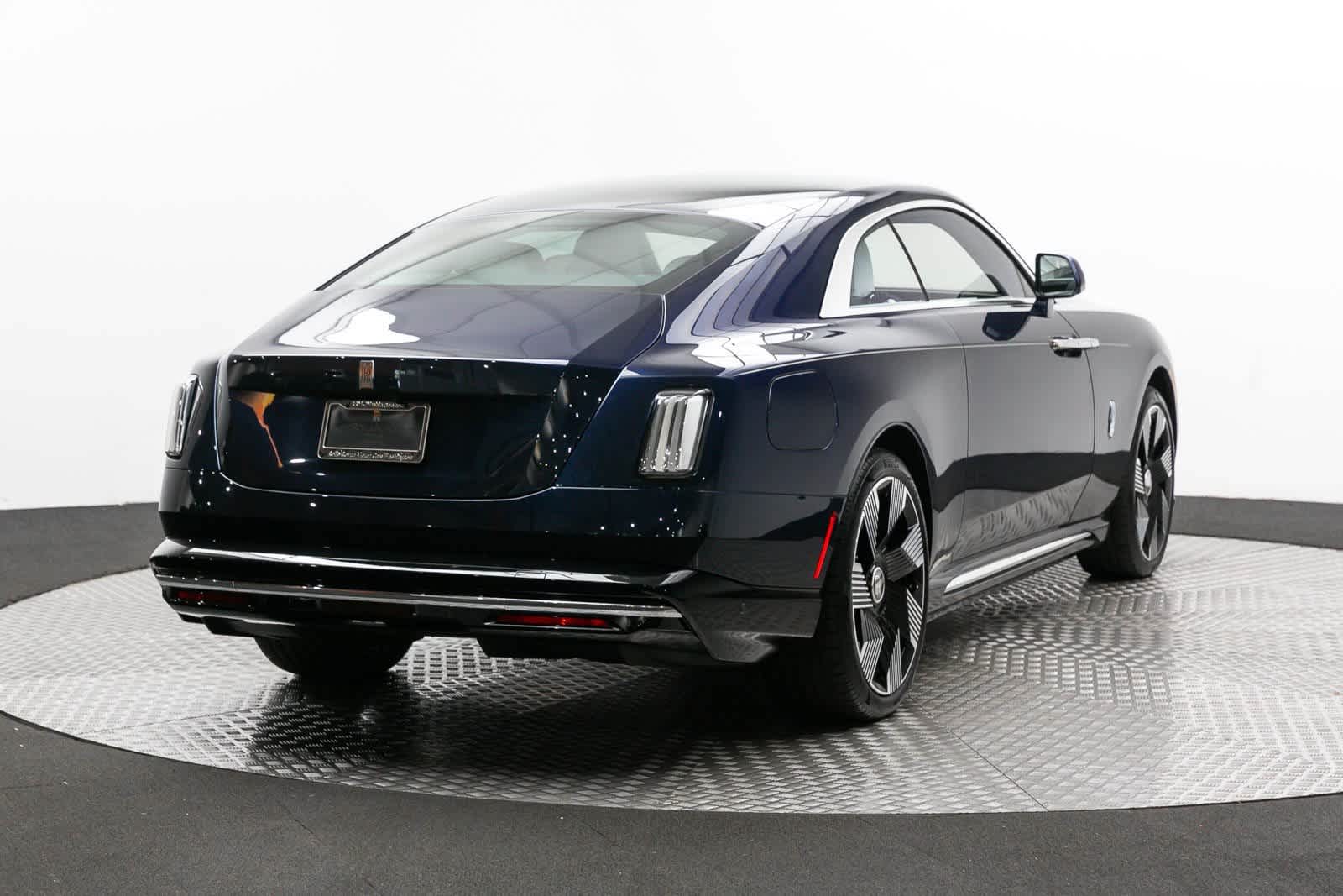 Thumbnail: 2024 Rolls-Royce Spectre - 2