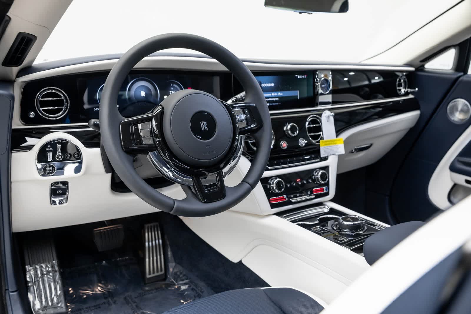 Thumbnail: 2026 Rolls-Royce Spectre - 11