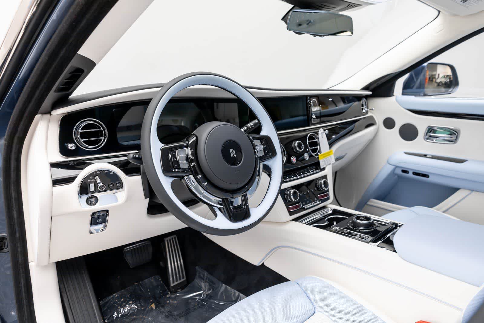 Thumbnail: 2026 Rolls-Royce Ghost - 15