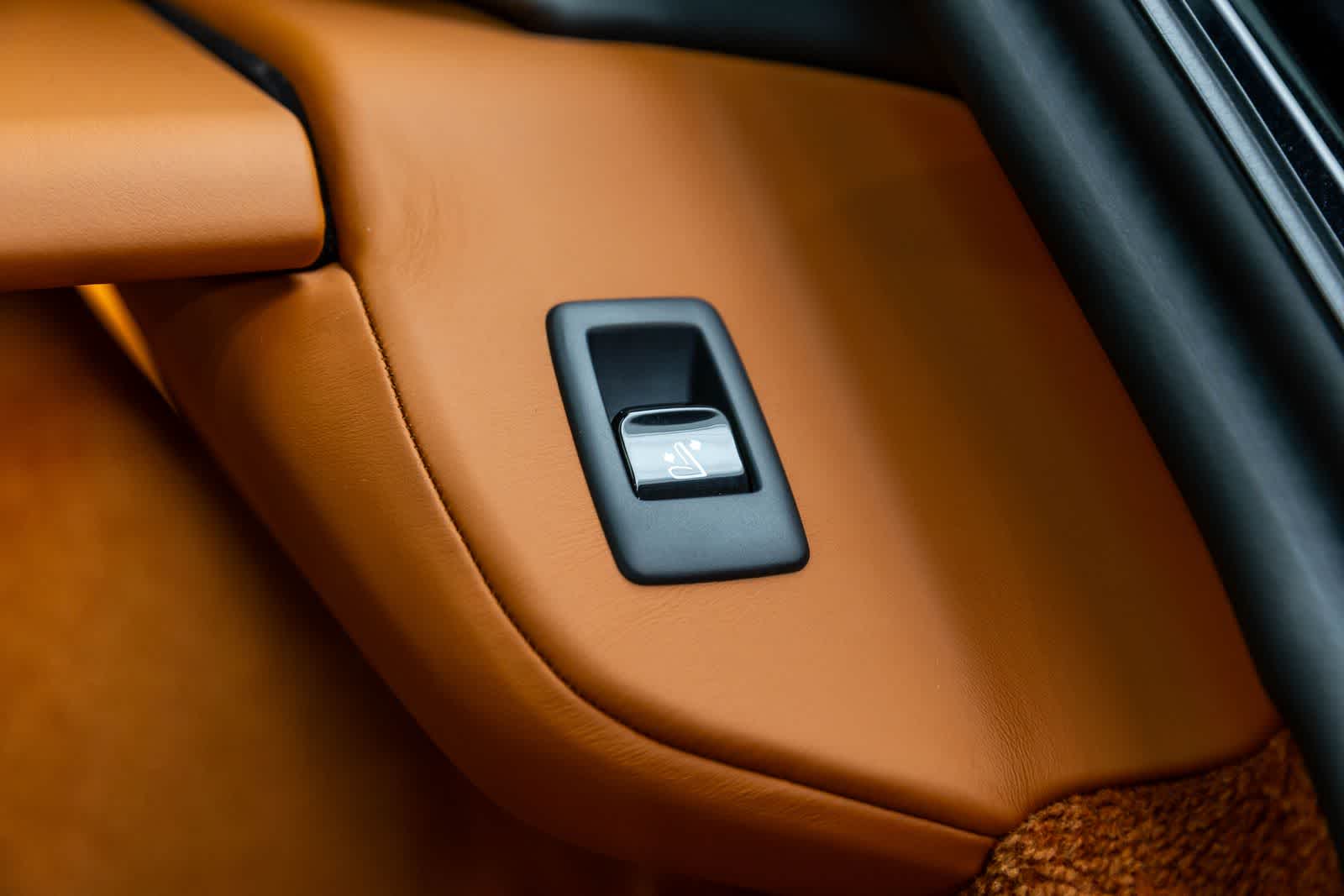 Thumbnail: 2026 Rolls-Royce Cullinan - 35