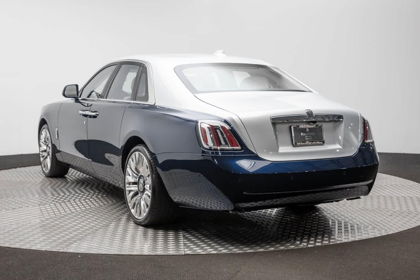 Thumbnail: 2026 Rolls-Royce Ghost - 17