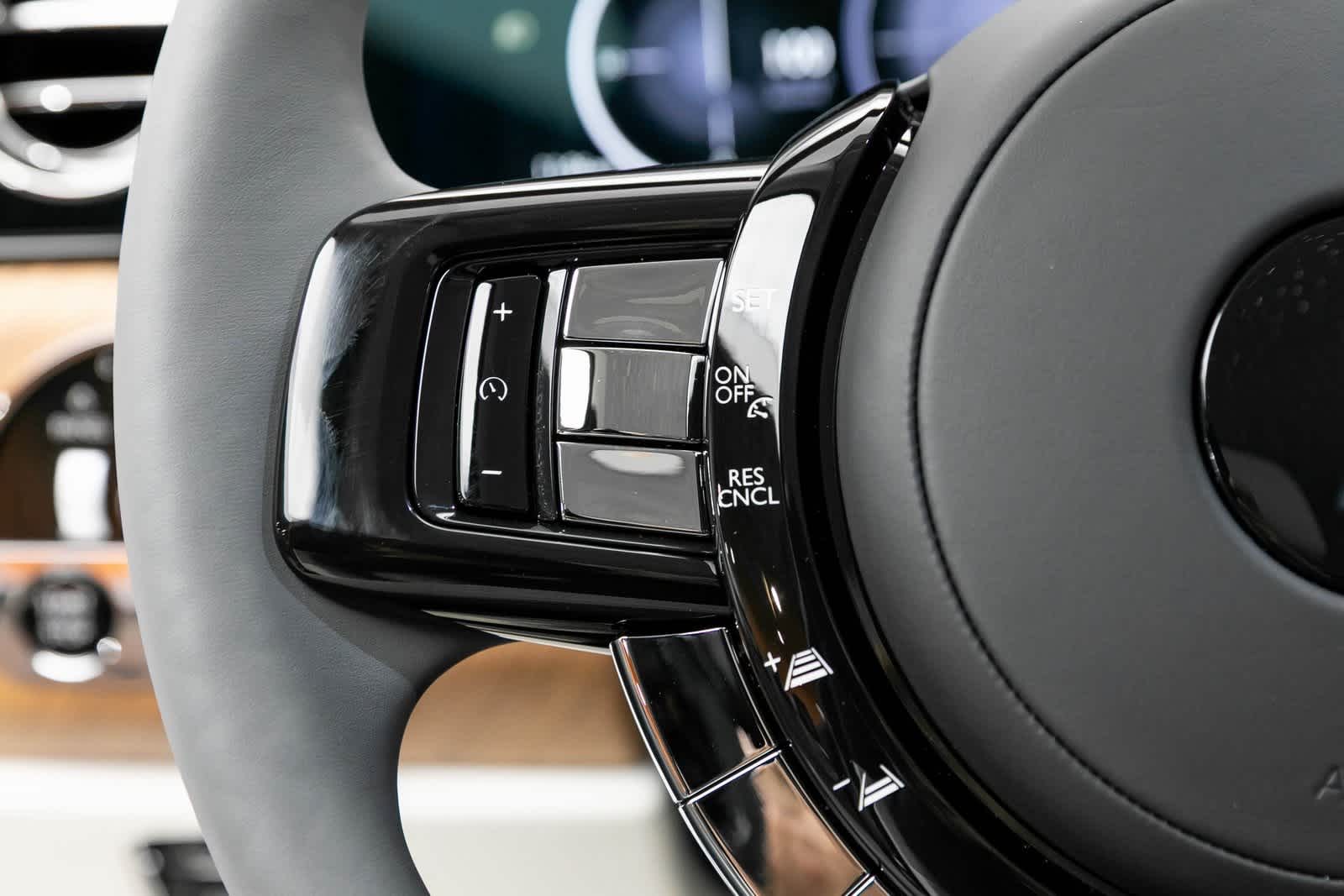 Thumbnail: 2025 Rolls-Royce Cullinan - 26