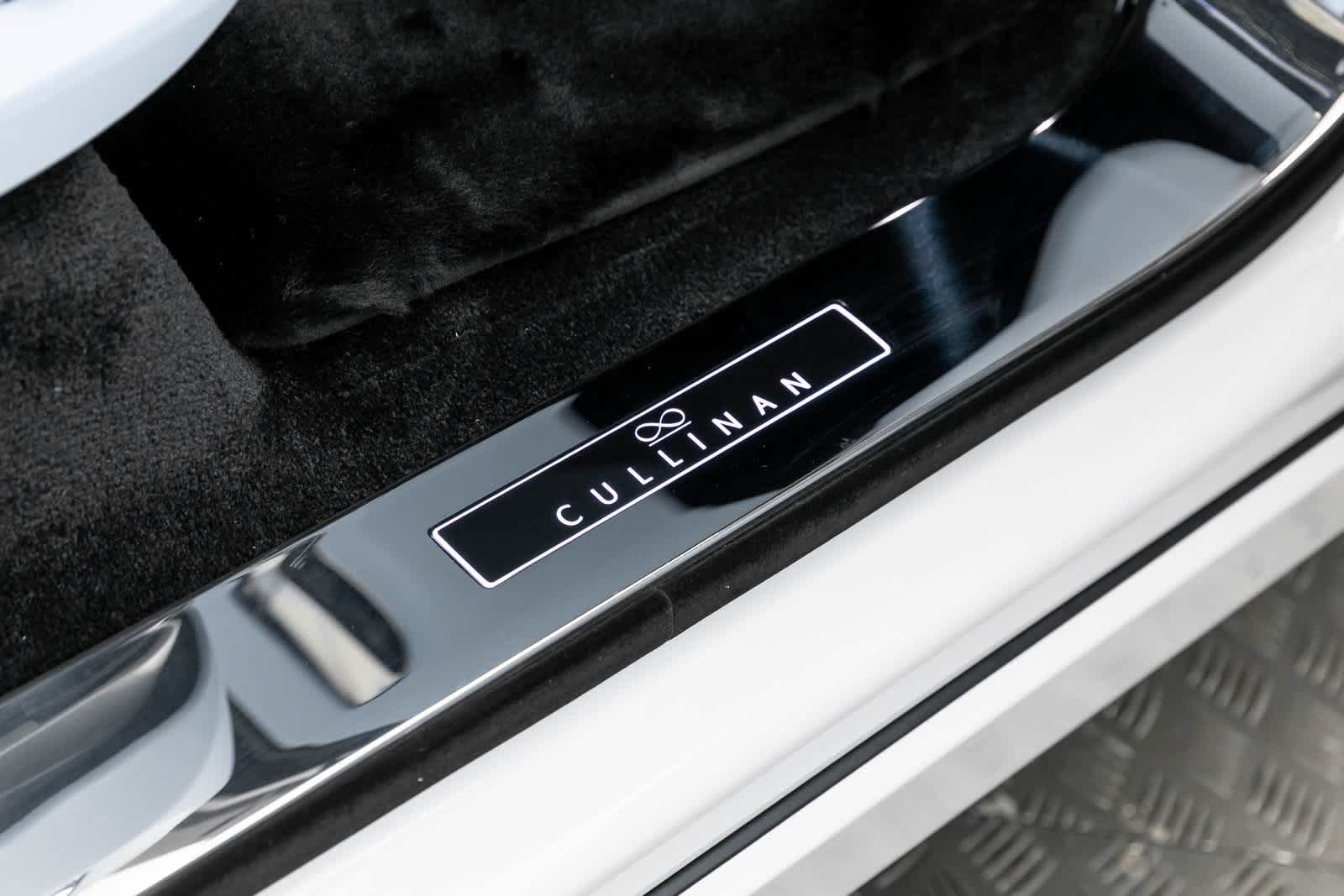 Thumbnail: 2025 Rolls-Royce Cullinan - 38