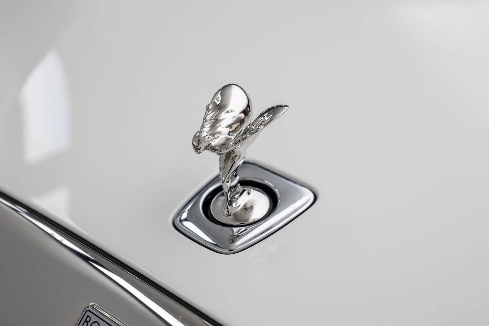 Thumbnail: 2026 Rolls-Royce Spectre - 31