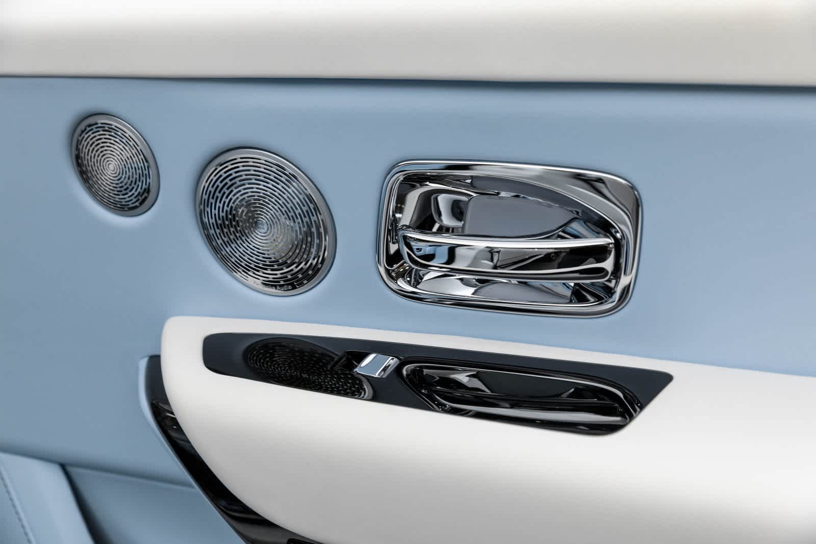Thumbnail: 2025 Rolls-Royce Cullinan - 36