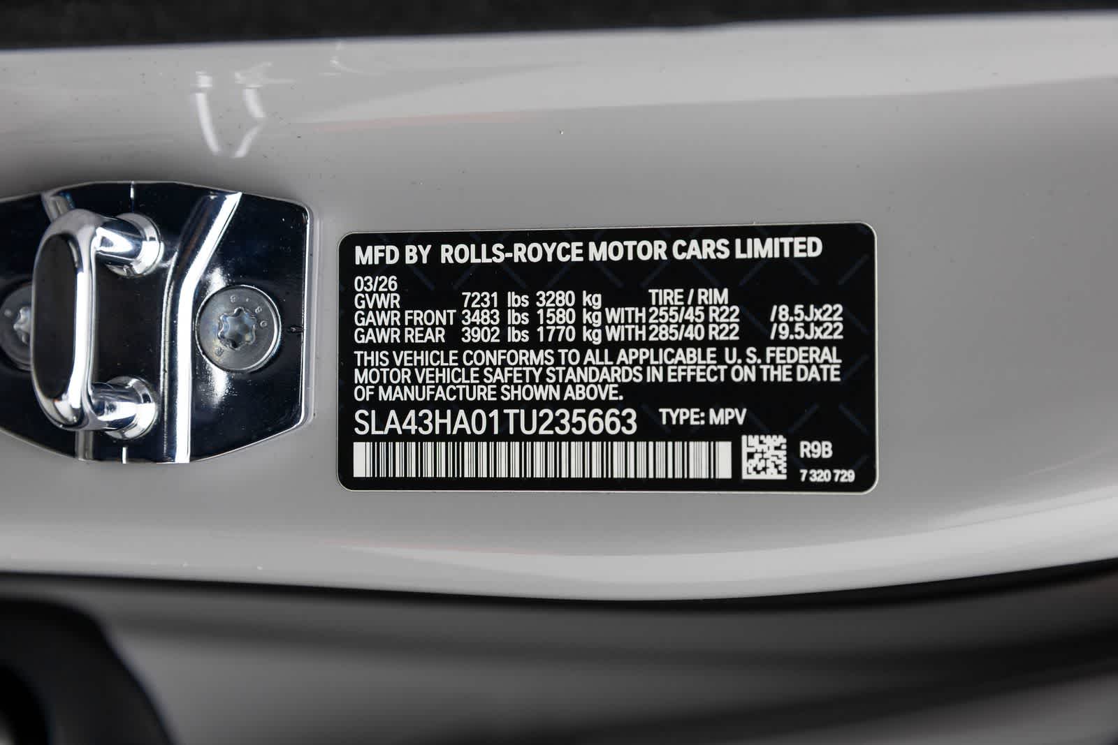 Thumbnail: 2026 Rolls-Royce Cullinan - 24
