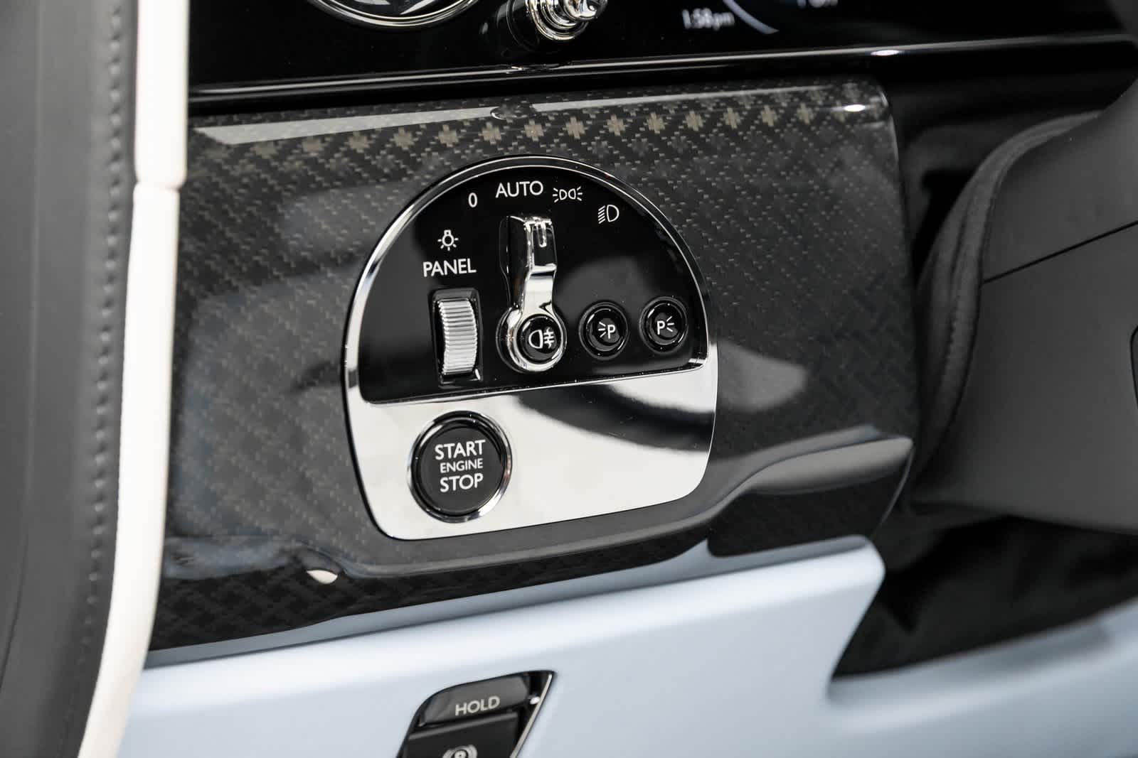 Thumbnail: 2025 Rolls-Royce Cullinan - 16
