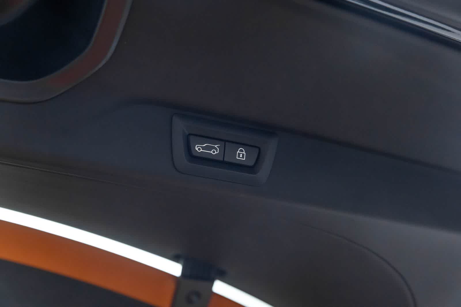 Thumbnail: 2026 Rolls-Royce Cullinan - 34