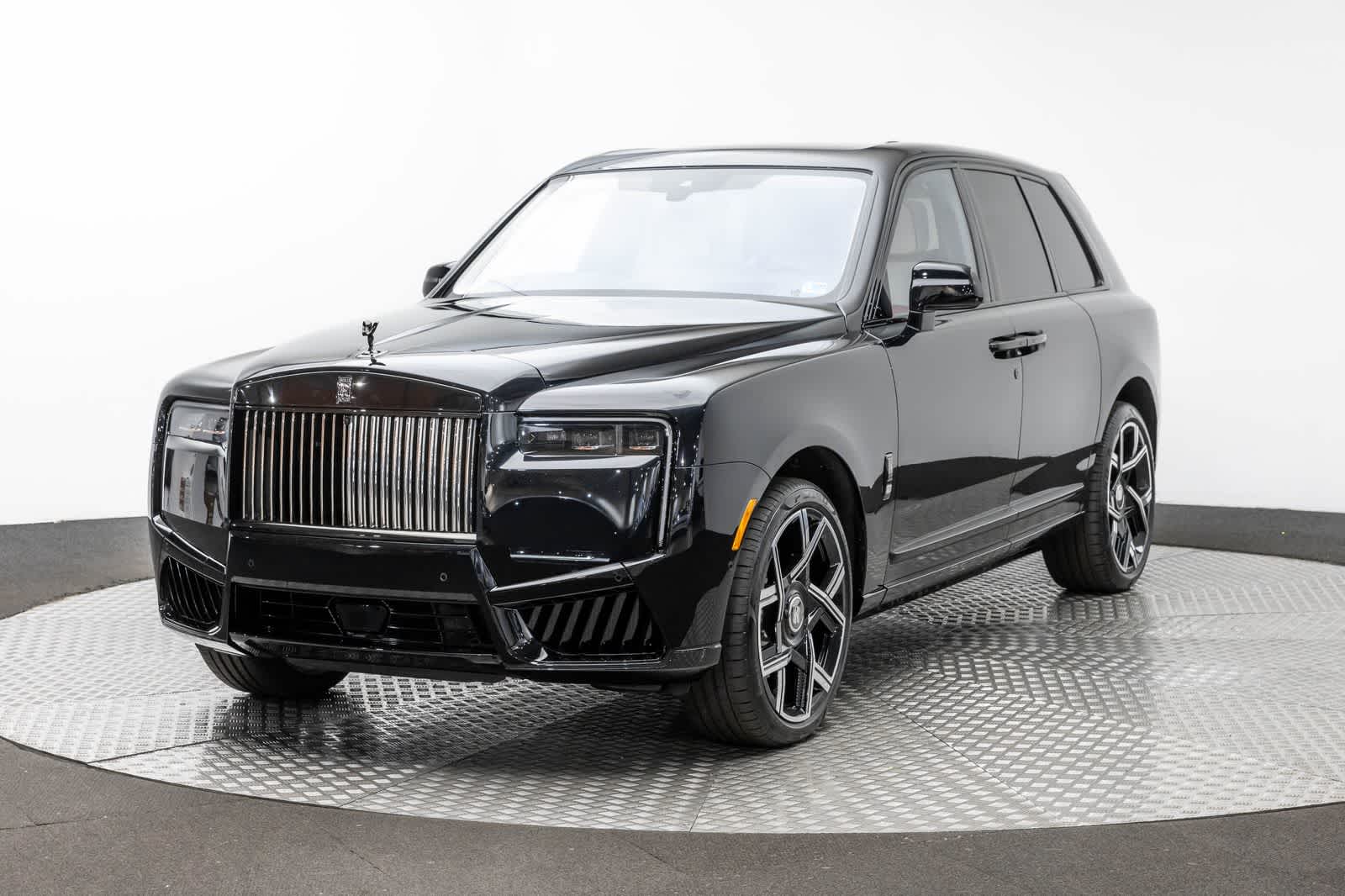 Thumbnail: 2027 Rolls-Royce Cullinan - 1