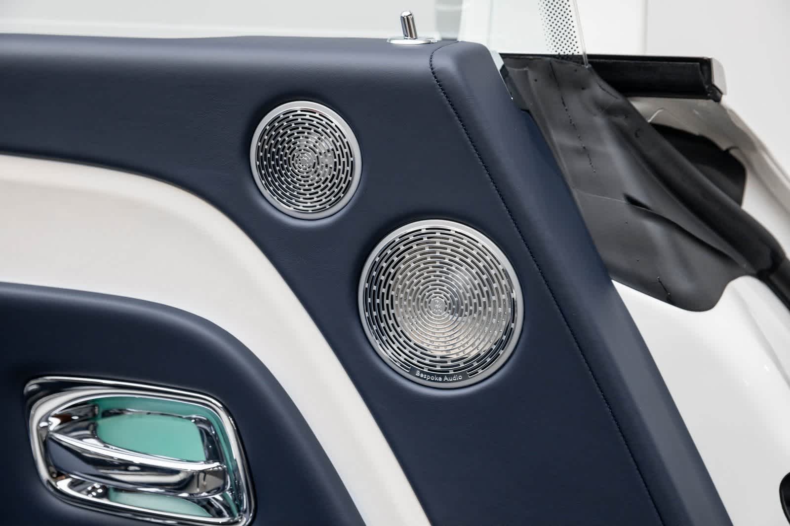 Thumbnail: 2026 Rolls-Royce Spectre - 45