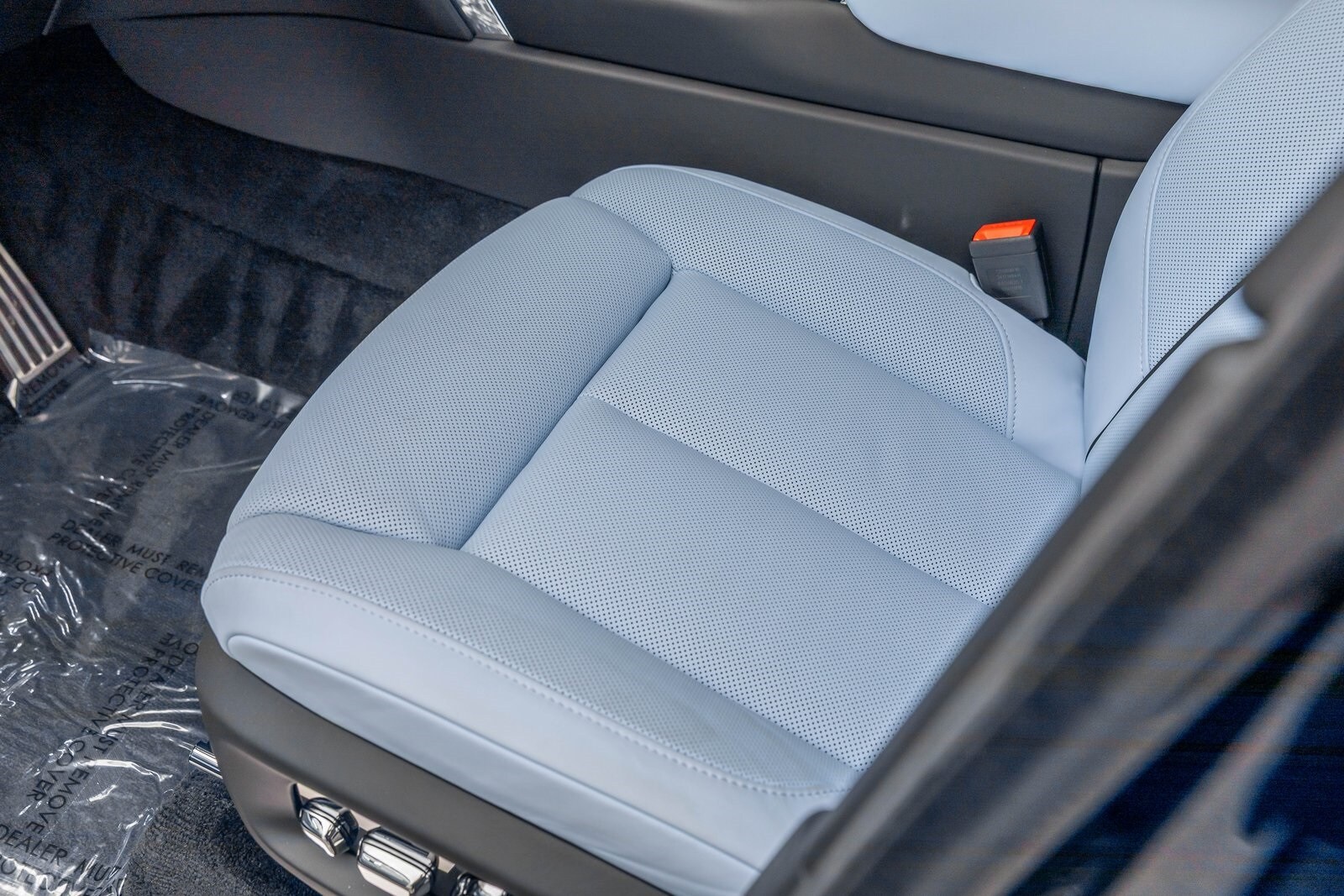 Thumbnail: 2026 Rolls-Royce Cullinan - 14