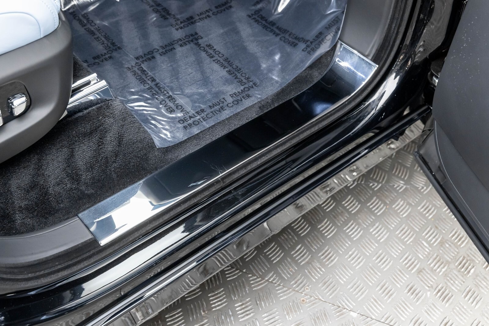 Thumbnail: 2026 Rolls-Royce Cullinan - 37