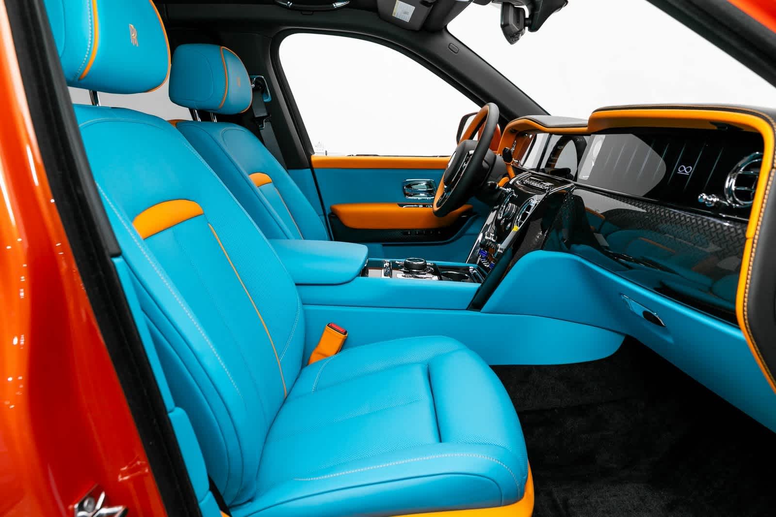 Thumbnail: 2025 Rolls-Royce Cullinan - 13