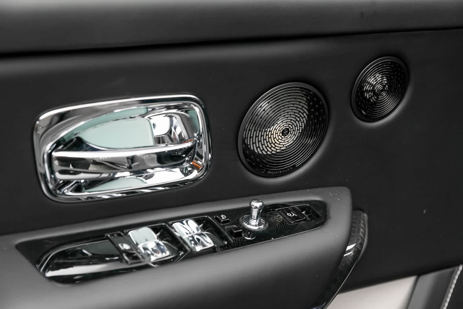 Thumbnail: 2025 Rolls-Royce Cullinan - 9