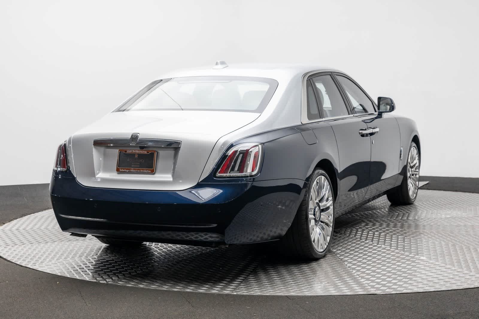 Thumbnail: 2026 Rolls-Royce Ghost - 4