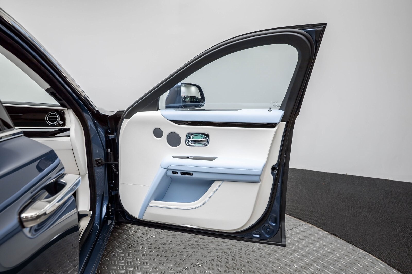 Thumbnail: 2026 Rolls-Royce Ghost - 36