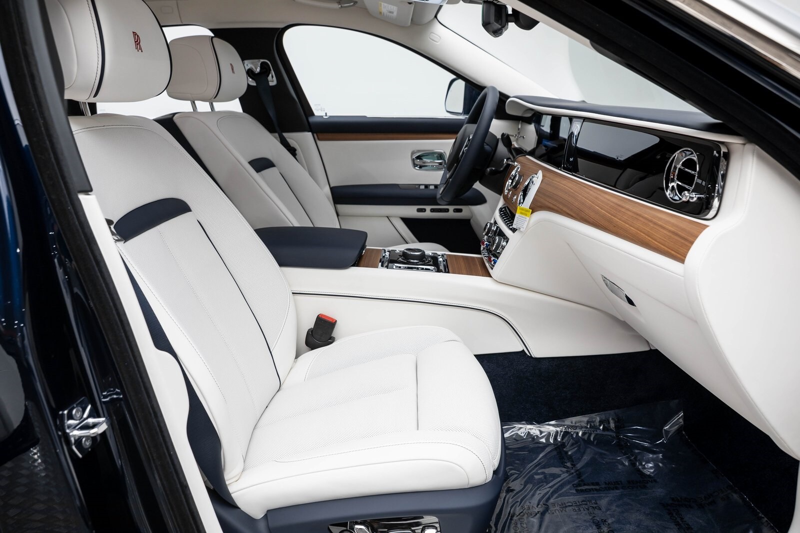 Thumbnail: 2026 Rolls-Royce Ghost - 12