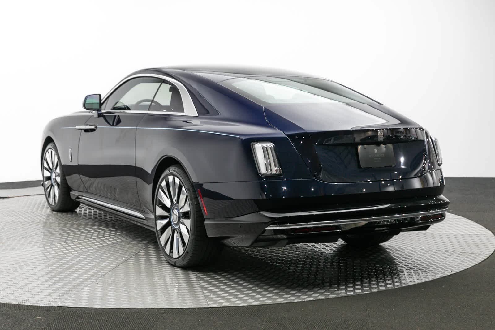 2024 Rolls-Royce Spectre Base 7