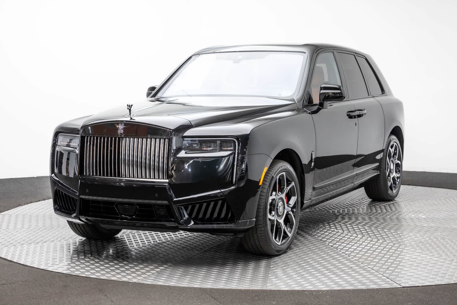 Thumbnail: 2027 Rolls-Royce Cullinan - 1