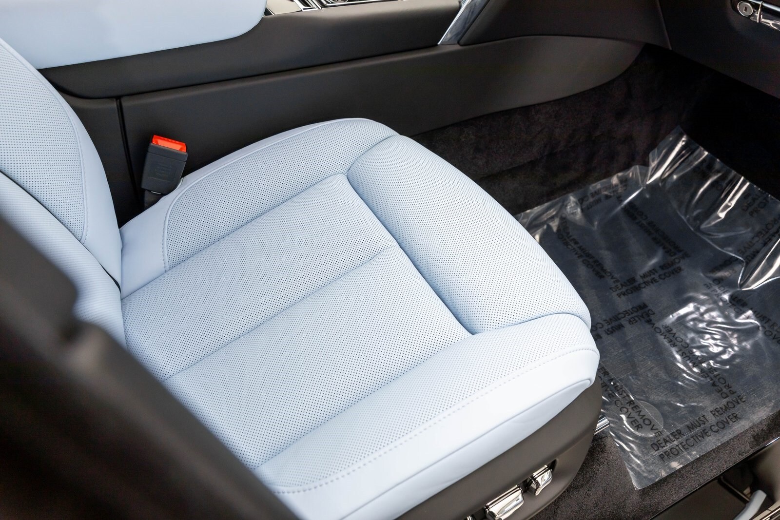 Thumbnail: 2026 Rolls-Royce Cullinan - 39