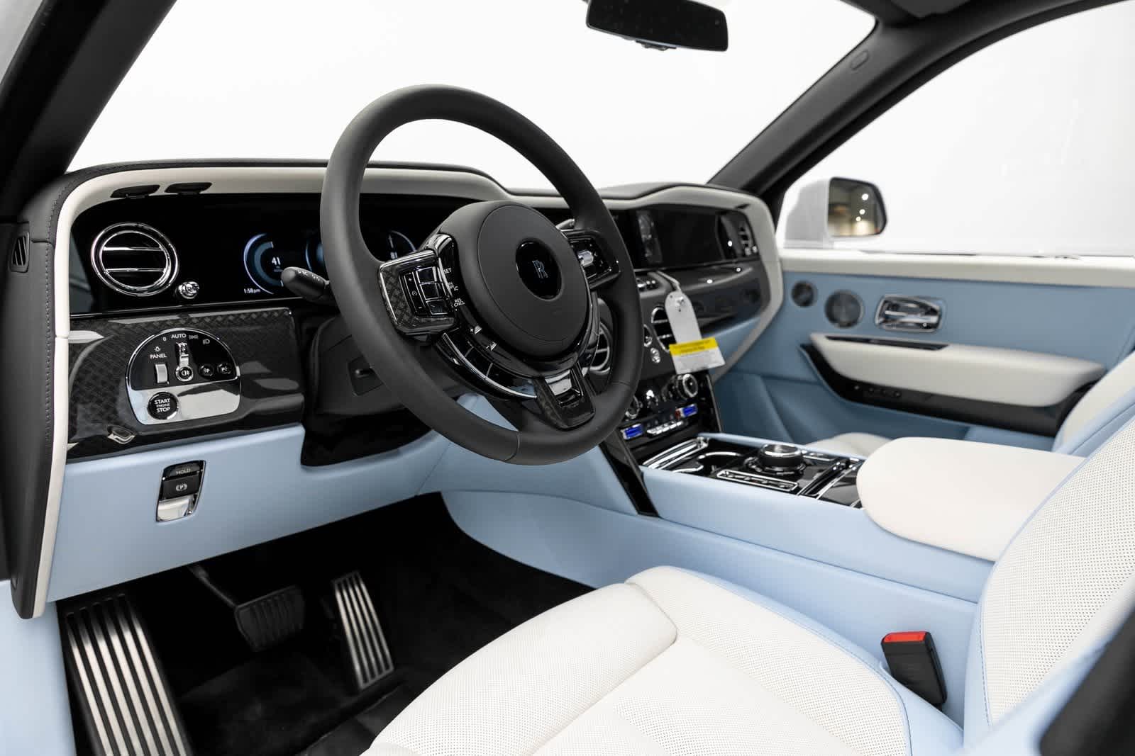 Thumbnail: 2025 Rolls-Royce Cullinan - 15