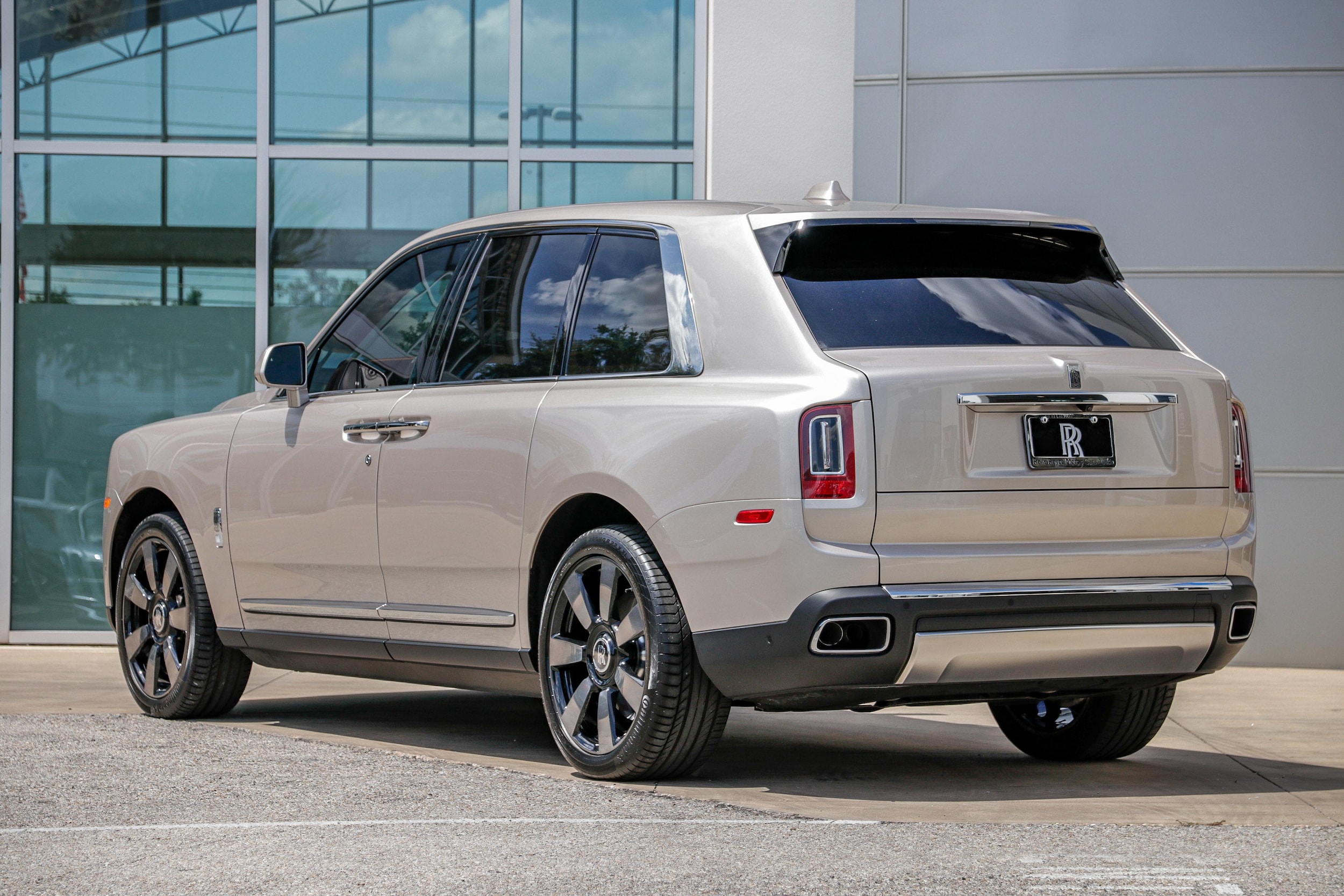 Certified 2023 Rolls-Royce Cullinan Base with VIN SLATV4C06PU218942 for sale in Austin, TX