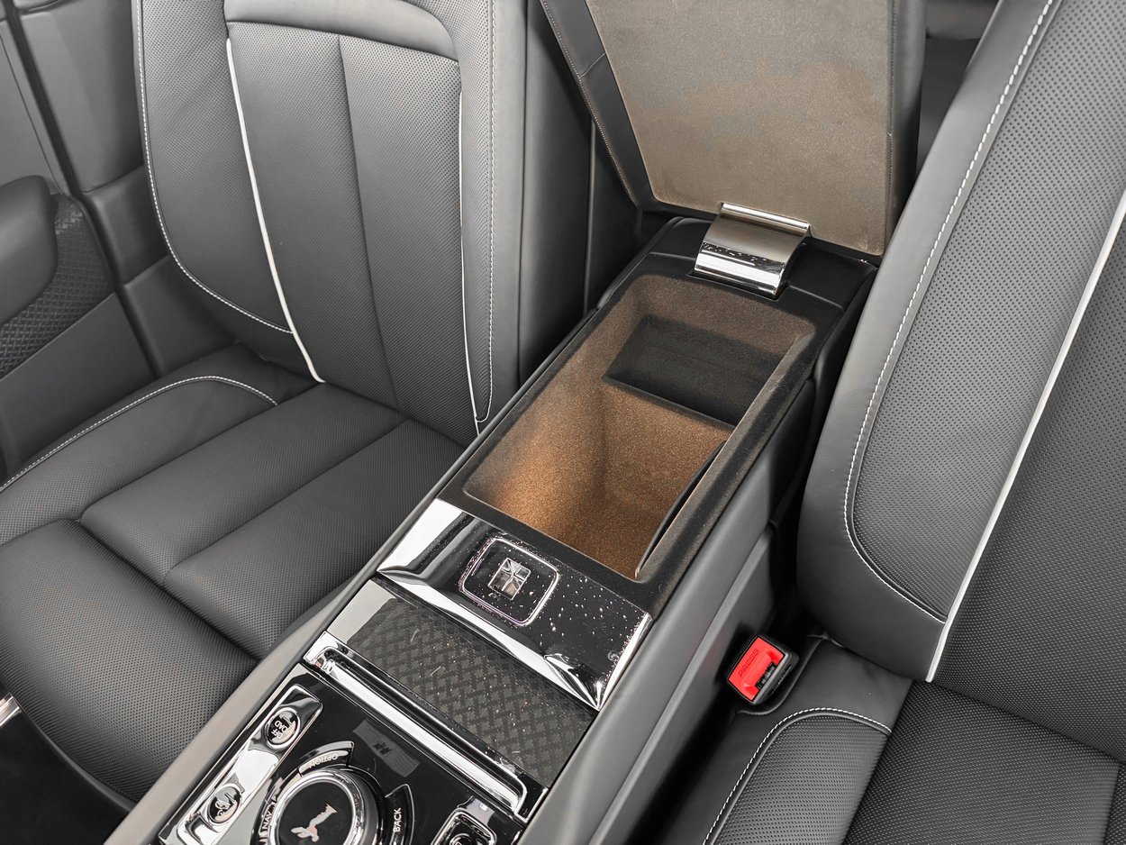 2026 Rolls-Royce Cullinan Black Badge - Photo 22