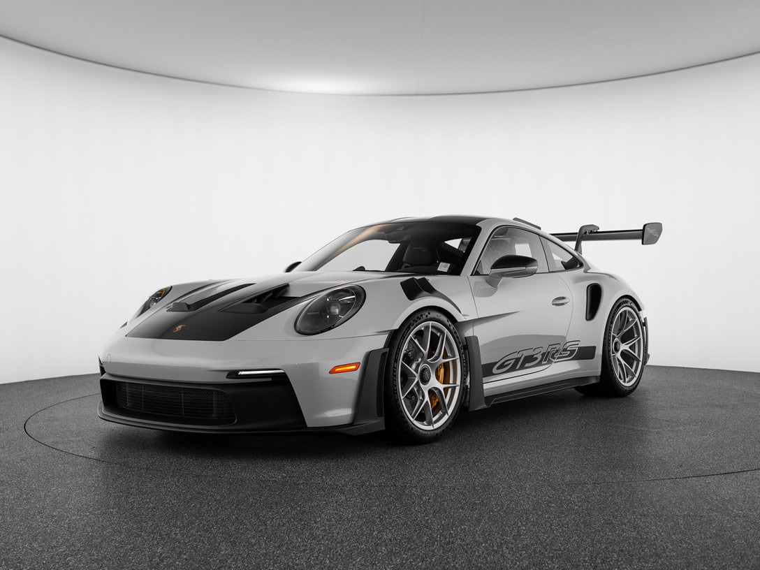 2025 Porsche 911 GT3 RS's photo