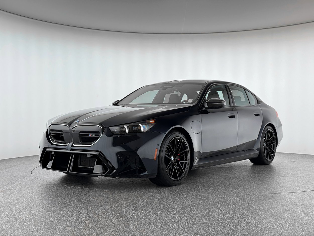2025 BMW M5